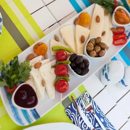 Cynara Alacati Bed and Breakfast