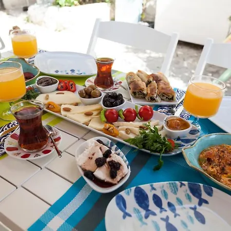 Bed and Breakfast Cynara Alacati 2*